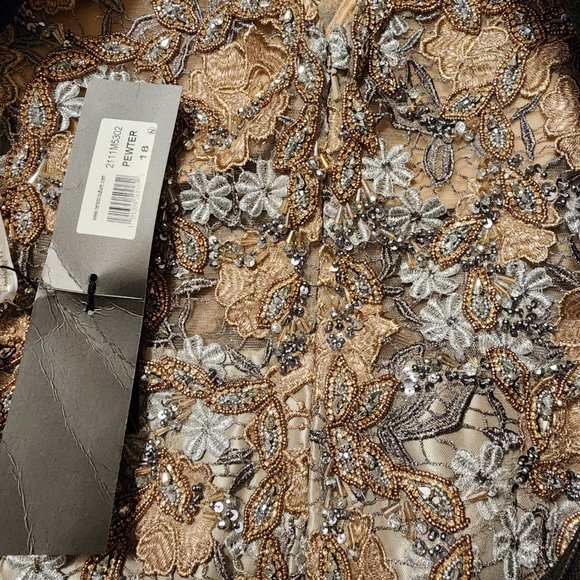 Terani Couture Gown size 18 2111M5302 $699..retail price $1210+tax - Picture 11 of 14